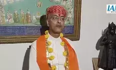 Rajasthan: Vishvaraj Singh Mewar performs Dhooni Darshan after coronation