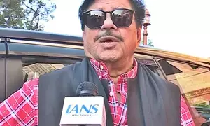 Shatrughan Sinha urges caution in handling violence in Sambhal, Bangladesh