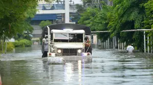 Four dead as floods hit seven provinces in Thailand Four dead as floods hit seven provinces in Thailand