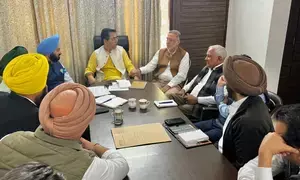 Punjab AAP to accept application for municipal polls from Dec 1