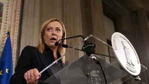 Hundreds of thousands of Italian workers stage general strike against Melonis policies