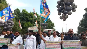 Youth Congress workers stage protest against PM Modis Odisha visit