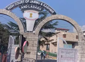Migrant Kashmiri woman will not lose migrant status after marrying non-migrant: J&K HC