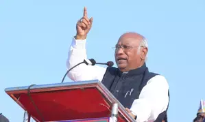 Rahul Gandhi not diving, but uniting India: Kharge defends call for caste census