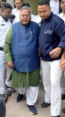 SC adjourns hearing on Partha Chatterjees bail plea in cash-for-school job scam SC adjourns hearing on Partha Chatterjees bail plea in cash-for-school job scam