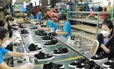 Vietnams manufacturing sector hindered by weak exports in November