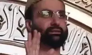 Mirwaiz Umar Farooq lauds J&K Police for action against drug peddlers