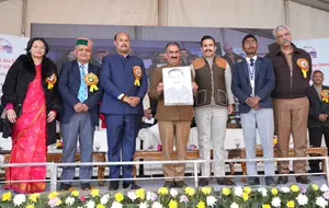 State bestows special respect for players, says Himachal CM