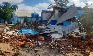 Sudans war turns courtyards into temporary graveyards