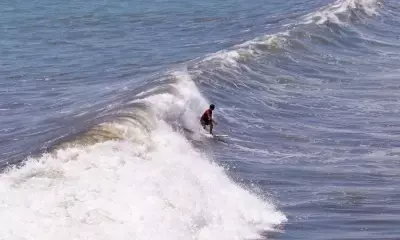 Bali issues warning on high waves