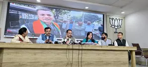 BJP, AAP cross swords over ‘bogus voters’ BJP, AAP cross swords over ‘bogus voters’