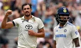 2nd Test: Starc dazzles with a six-fer, batters stay solid to put Australia on top (ld)