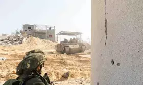 Israel deploys hundreds of troops near Syrian border