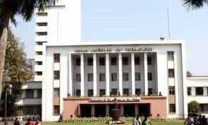 IIT-Kharagpur faculty might move court over show-cause notices to professors