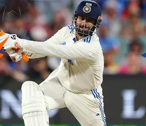 2nd Test: Head & bowlers put Australia in total control as India land in big trouble (ld)