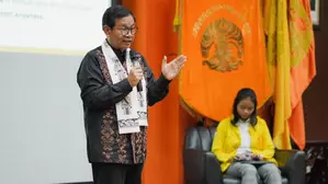 Former Indonesian Cabinet Secretary wins Jakarta Governor election