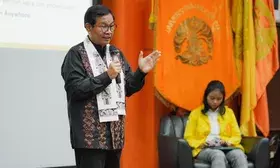 Former Indonesian Cabinet Secretary wins Jakarta Governor election