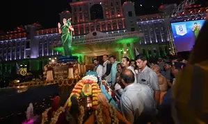 Mothers inspire us, says CM Revanth Reddy at unveiling of ‘Telangana Thalli’ statue