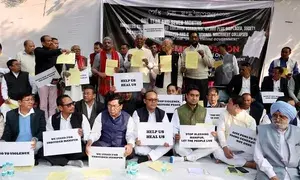 Manipur: INDIA Bloc demands resolution of ethnic strife during Delhi sit-in protest