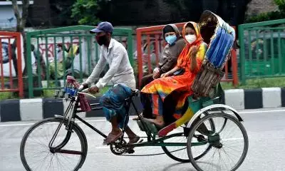 Bangladesh urges public to stay indoors to avoid health risks from air pollution