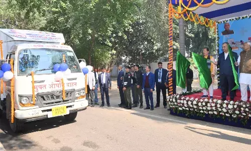Chief Minister Flags Off 109 Free Medicine Vans to Boost Healthcare in Bihar