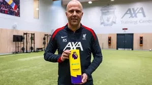 Premier League: Arne Slot wins first Manager of the Month honour