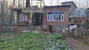 J&K: Police attaches house were four terrorists were killed in Kulgam
