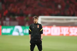 Former head coach of China national mens football team sentenced to 20 years for bribery