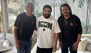 Superstar Allu Arjun meets Kannada star Upendra after release from  prison, wishes for his UI film