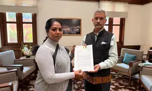 Press Sri Lankan Prez for release of Indian fishermen: TN Cong MP to EAM Jaishankar