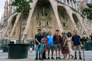 Spains tourist industry outlook for 2025 upbeat after record visitors this year