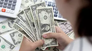 Bangladeshs forex reserves dip to $18.61 bn