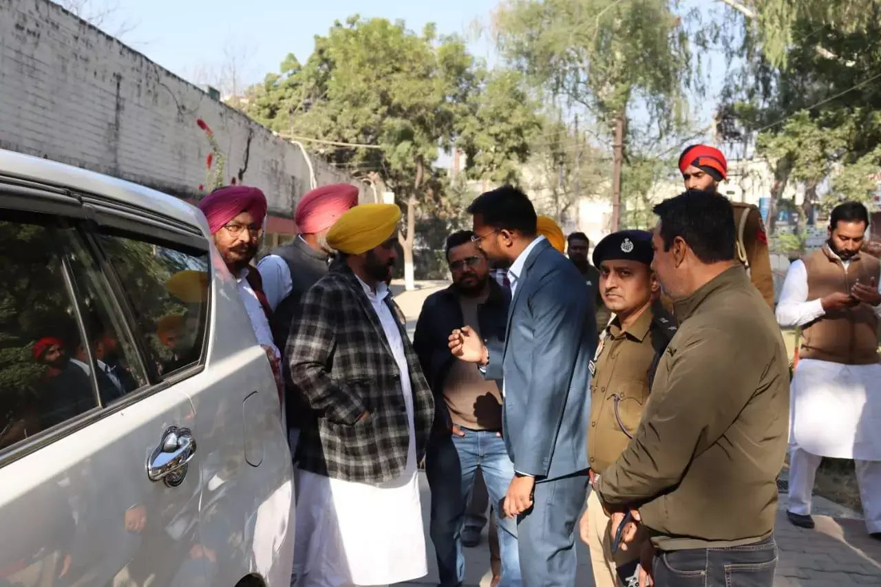 According top priority to rejuvenate health and education sector: CM