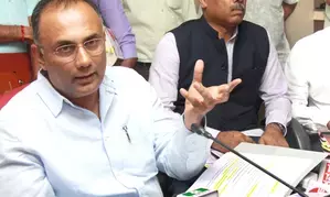 K’taka Health Minister promises control on rising cesarean deliveries