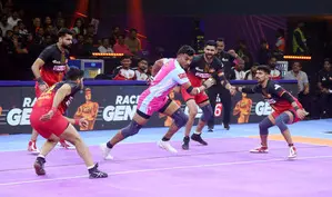 PKL 11: Arjun Deshwal’s 17 points keep Jaipur Pink Panthers’ playoff hopes alive