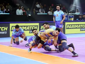 PKL 11: Moein Shafaghi, Himanshu help Tamil Thalaivas register easy win over Bengal Warriorz PKL 11: Moein Shafaghi, Himanshu help Tamil Thalaivas register easy win over Bengal Warriorz