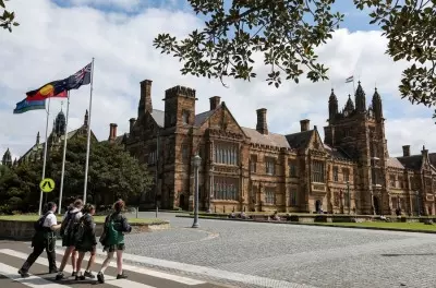 Government policy making Australia unwelcoming for international students: universities