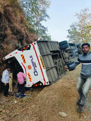5 of wedding party killed, 27 hurt in road accident in Mahas Raigad