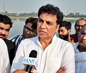 Congress hails L-G’s nod to ED for prosecuting Kejriwal Congress hails L-G’s nod to ED for prosecuting Kejriwal