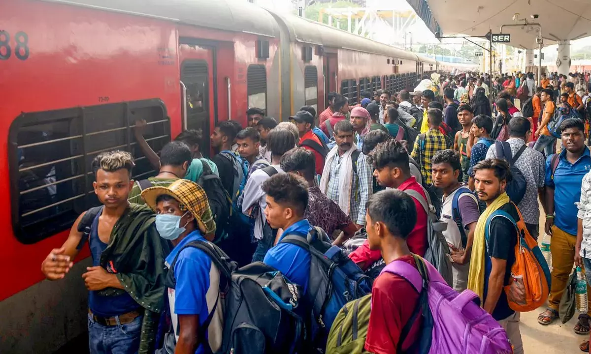 Decline in domestic migration in India: 12% reduction recorded between 2011 and 2023