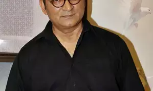 Abhijeet Bhattacharya gives controversial remark on Mahatma Gandhi