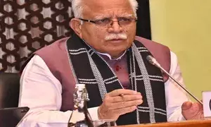 Union Minister Khattar reviews Kerala power sector scenario