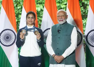 Manu Bhaker applied for Khel Ratna but was shockingly overlooked: Sources Manu Bhaker applied for Khel Ratna but was shockingly overlooked: Sources