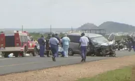 Seven killed, five injured after minibus overturns in South Africa