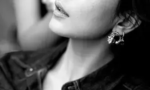 Mrunal Thakur wraps up schedule for ‘Dacoit’