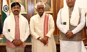 UP ministers invite Haryana Governor, CM for Mahakumbh