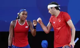 United Cup: Top stars reach Australia for mixed-gender tournament