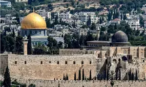 Israeli far-right minister visits flashpoint Jerusalem holy site, sparking criticism