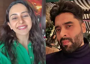 Rakul Preet shares a peek into her London vacay with hubby Jackky Bhagnani Rakul Preet shares a peek into her London vacay with hubby Jackky Bhagnani