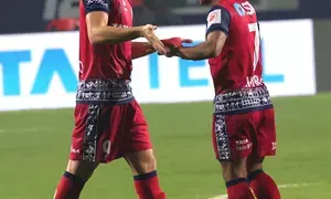 ISL 2024-25: Kerala Blasters and Jamshedpur FC clash in battle for top-six spot